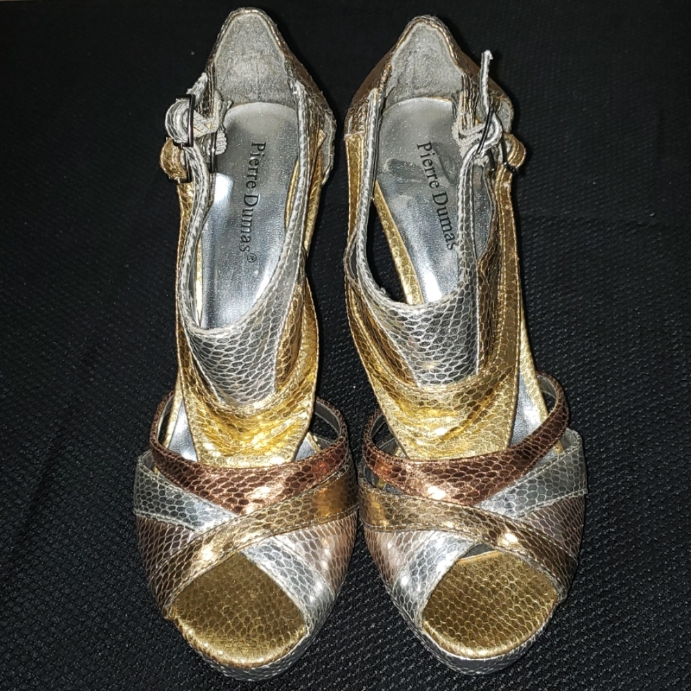 New without Box Metallic Platforms